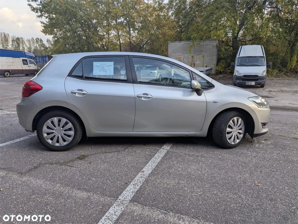 Toyota Auris 2.0 D-4D Luna - 12