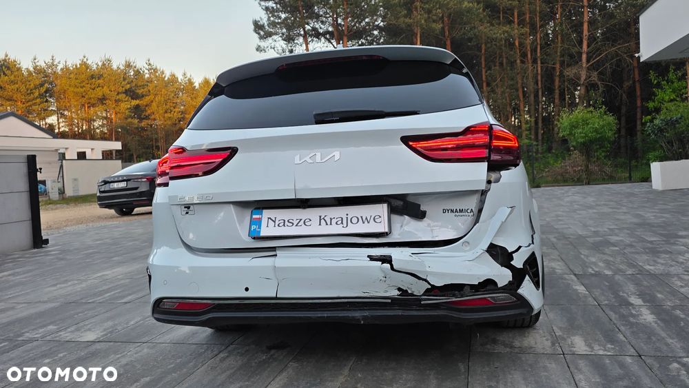 Kia Ceed 1.5 T-GDI Tribute DCT - 13