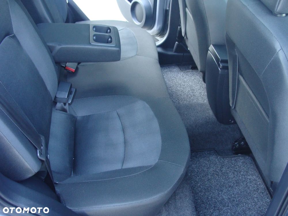 Nissan Qashqai - 24