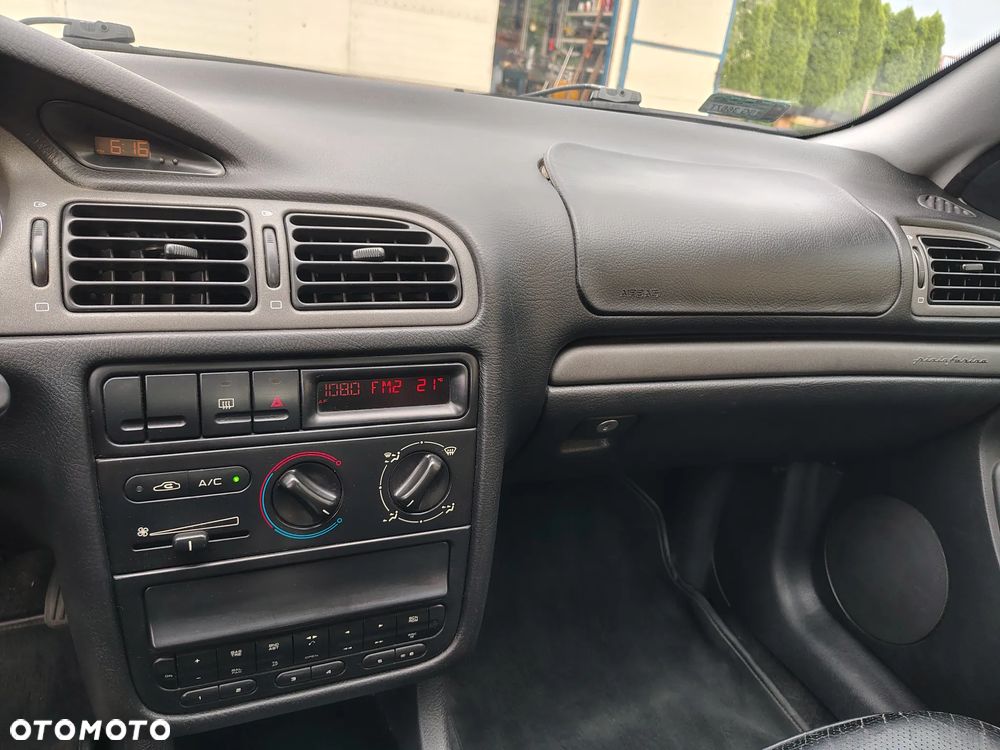 Peugeot 406 2.0 - 11