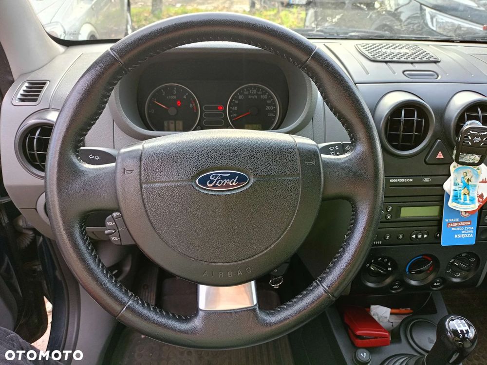 Ford Fusion - 11