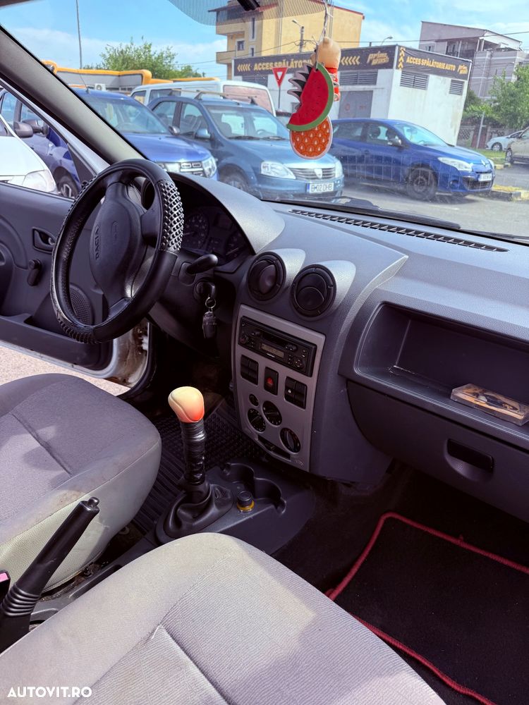 Dacia Logan Van - 5