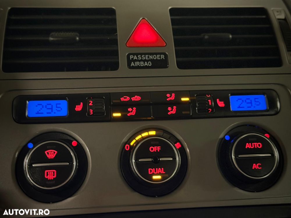 Volkswagen Touran 1.4 TSI Trendline Aut - 13