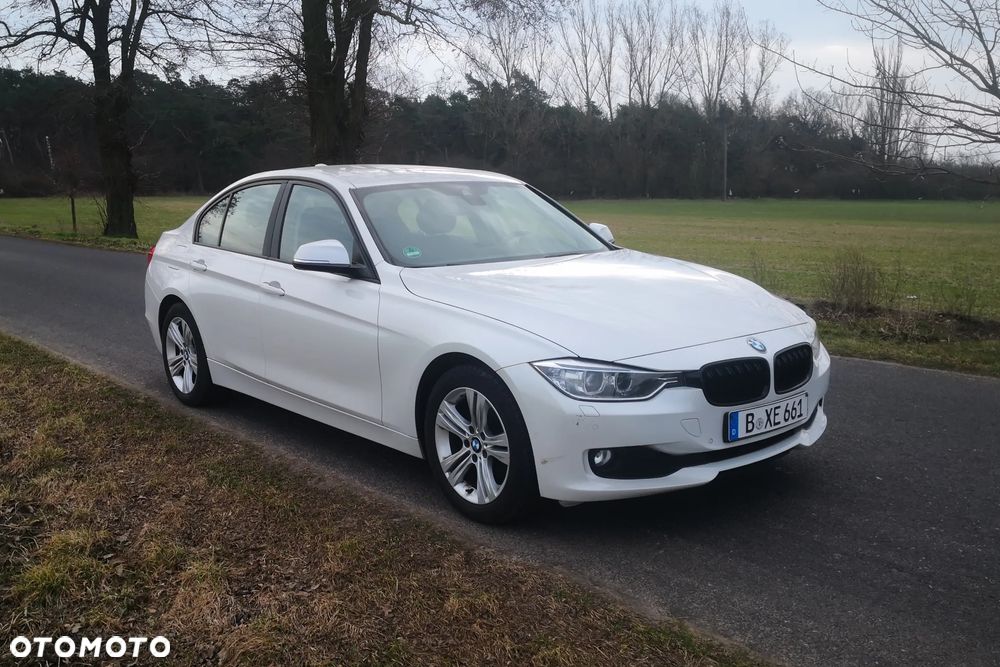 BMW Seria 3 318d DPF Edition Lifestyle - 3