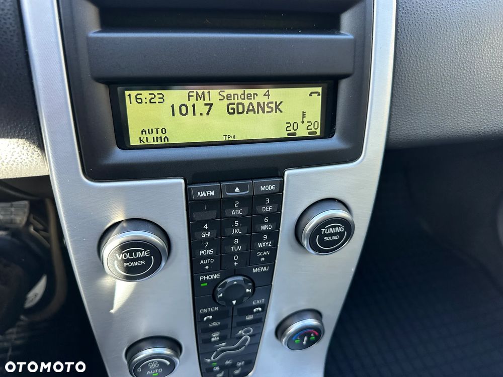 Volvo V50 DPF D2 Momentum - 24