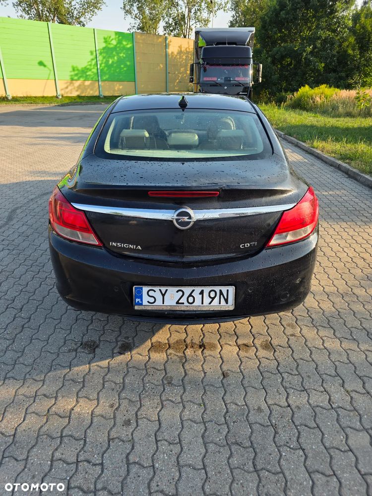 Opel Insignia 2.0 CDTI Edition - 11