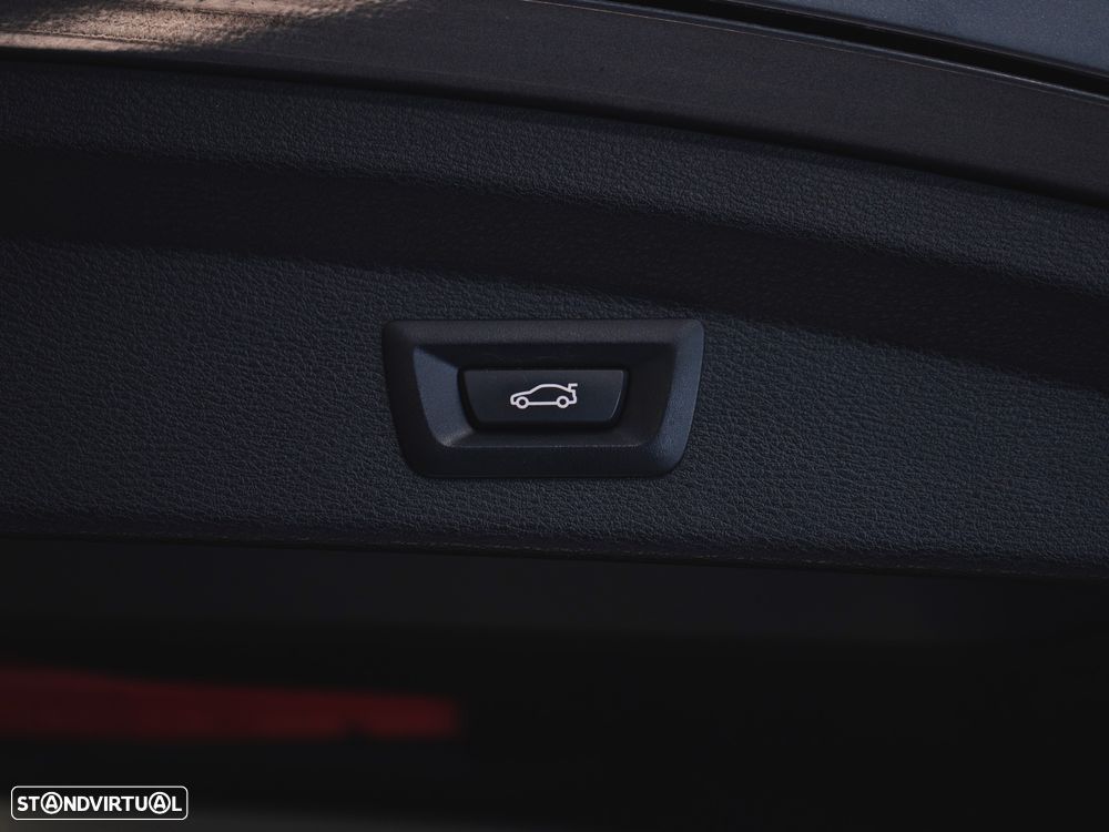 BMW X2 20 d xDrive Auto Pack M - 17