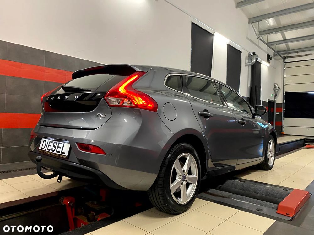 Volvo V40 D2 Summum - 10