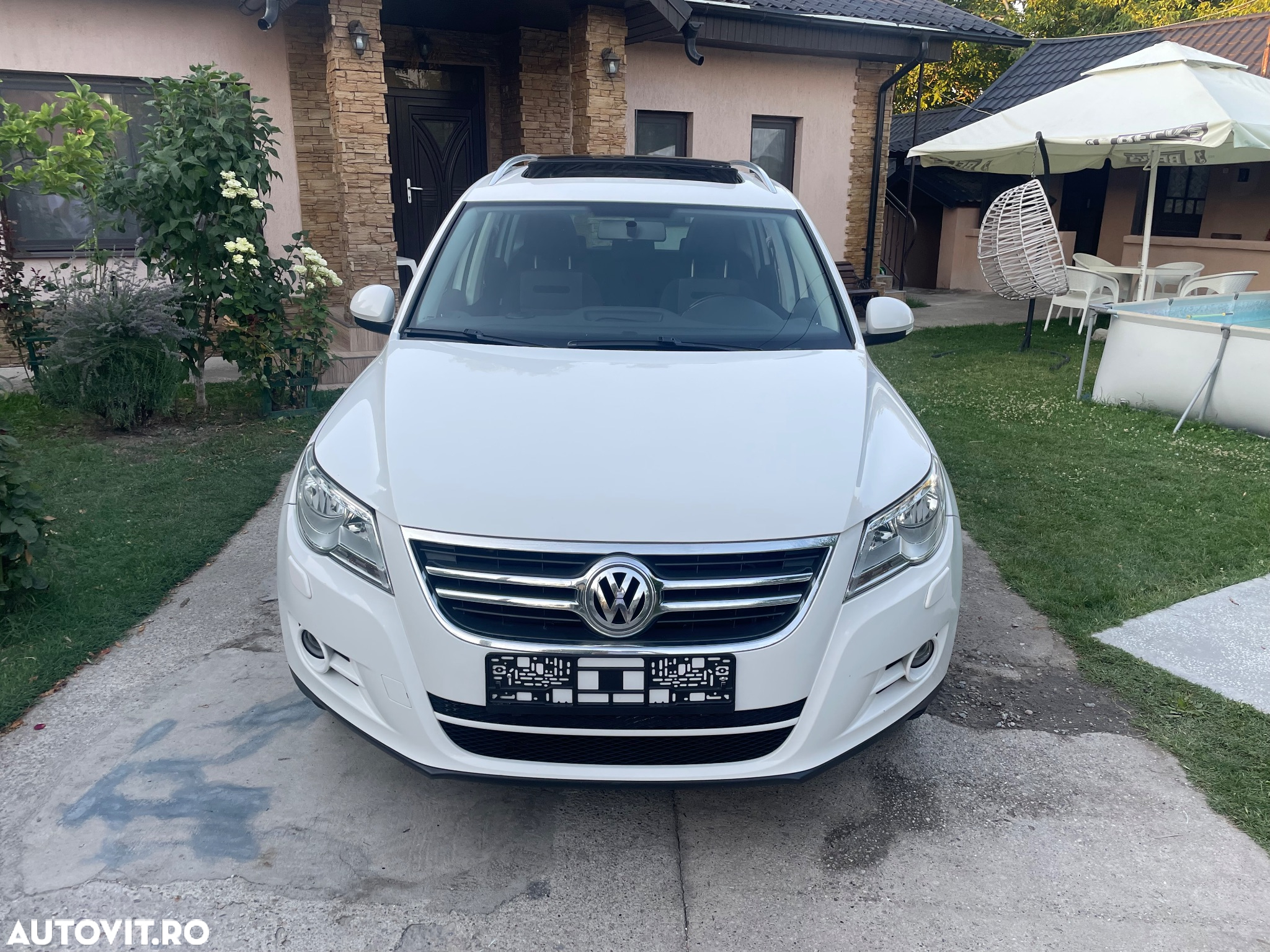 Volkswagen Tiguan - 10