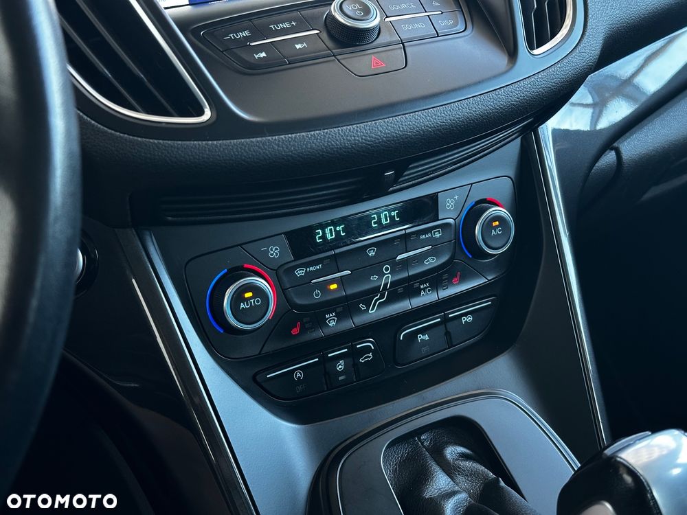 Ford Grand C-MAX - 30