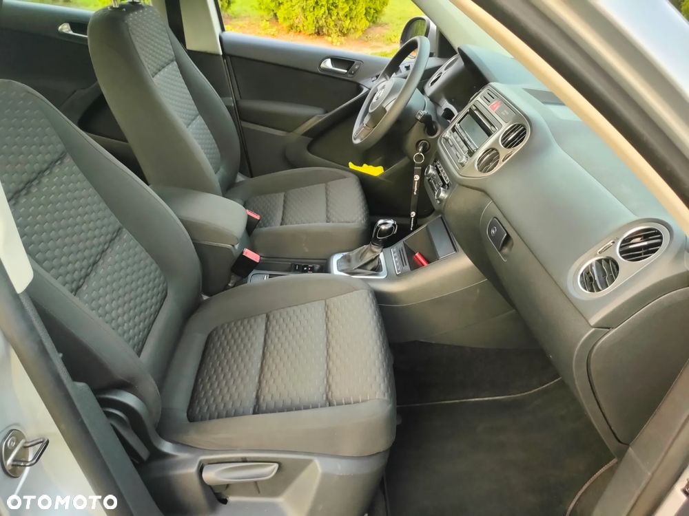 Volkswagen Tiguan - 11