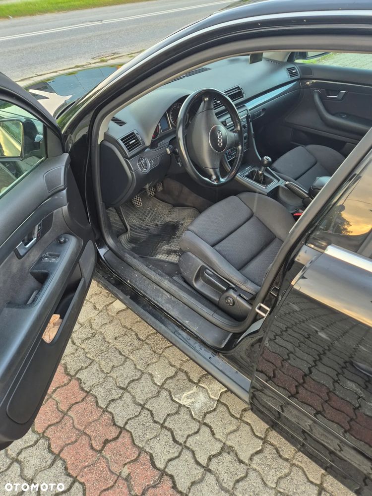 Audi A4 Limousine ver-avant-2-0 - 5