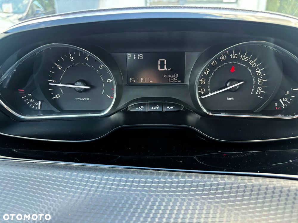 Peugeot 2008 PureTech 82 Access - 9