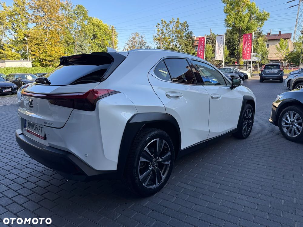 Lexus UX 200 GPF Business 2WD - 37