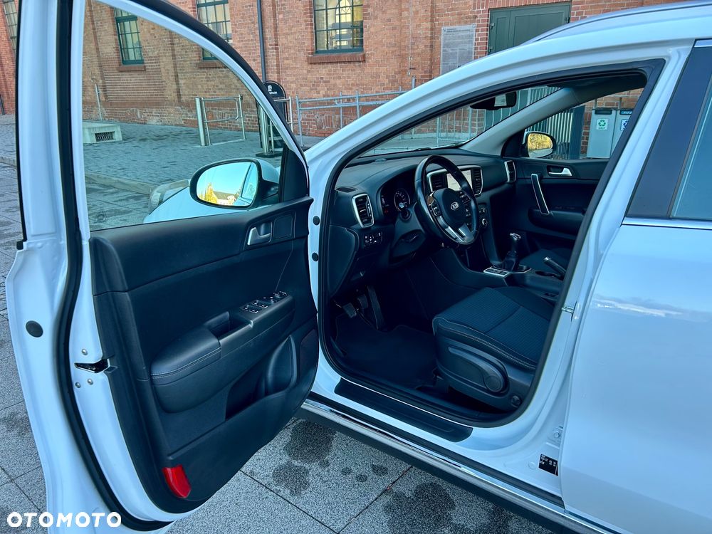 Kia Sportage 1.6 T-GDI 2WD VISION - 16