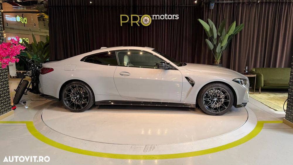 BMW M4 2025 — imagine 4