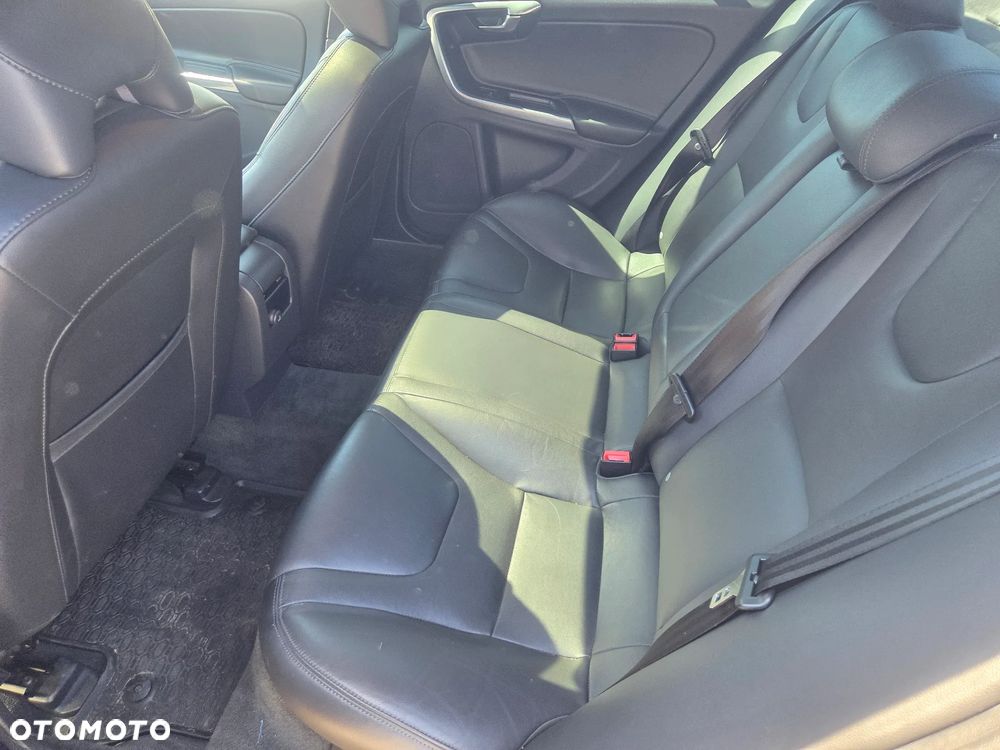 Volvo S60 2.5 T5 AWD - 12