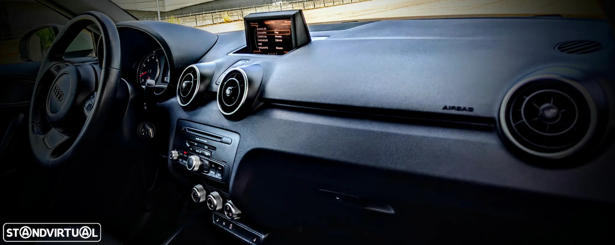 Audi A1 1.2 TFSI Attraction - 12