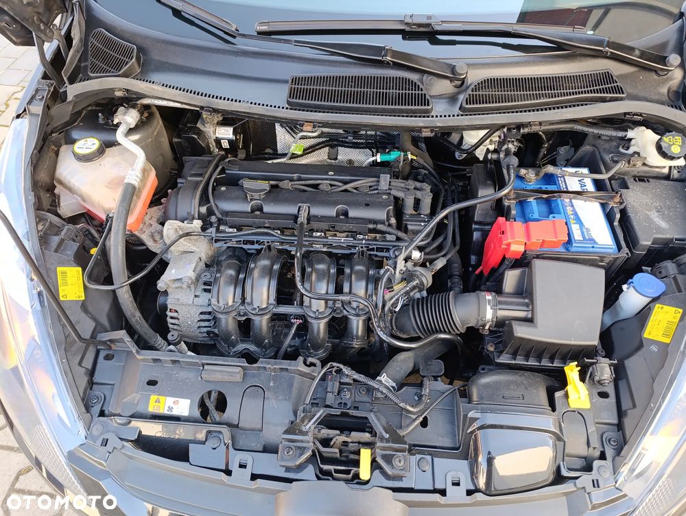 Ford Fiesta 1.25 Celebration - 10