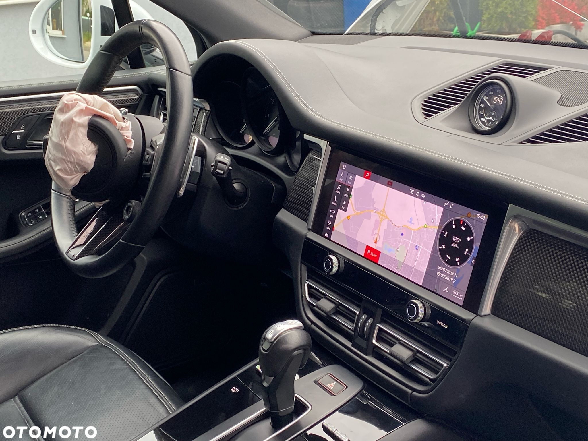 Porsche Macan T - 15