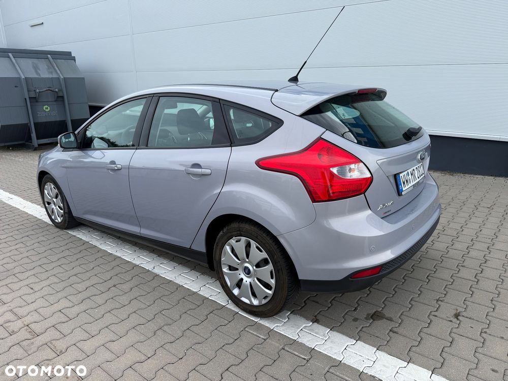 Ford Focus 2011 photo 4