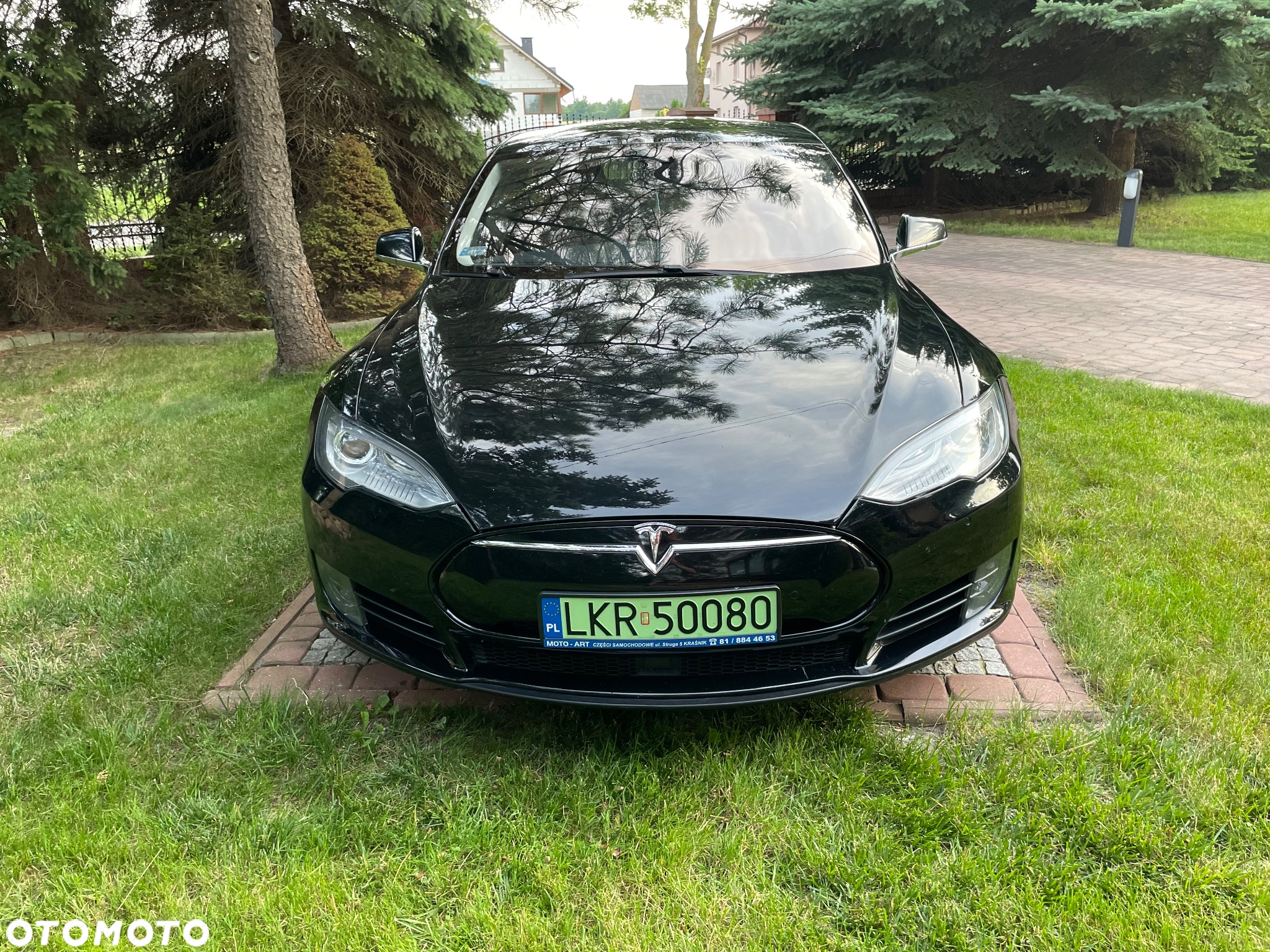 Tesla Model S 70 D - 10
