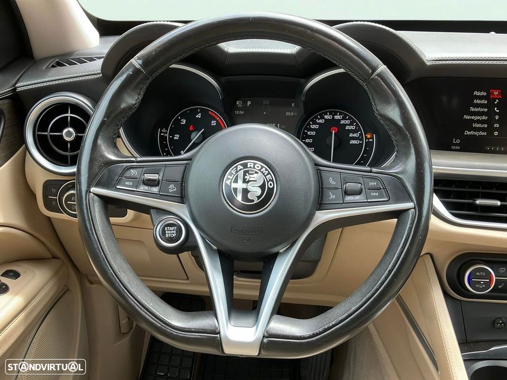 Alfa Romeo Stelvio 2.2 D Super AT8 - 12