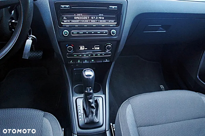Skoda RAPID 1.4 TSI DSG Ambition - 5