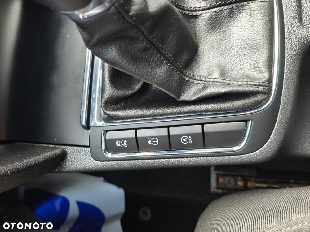 Skoda Superb 1.6 TDI GreenLine - 31