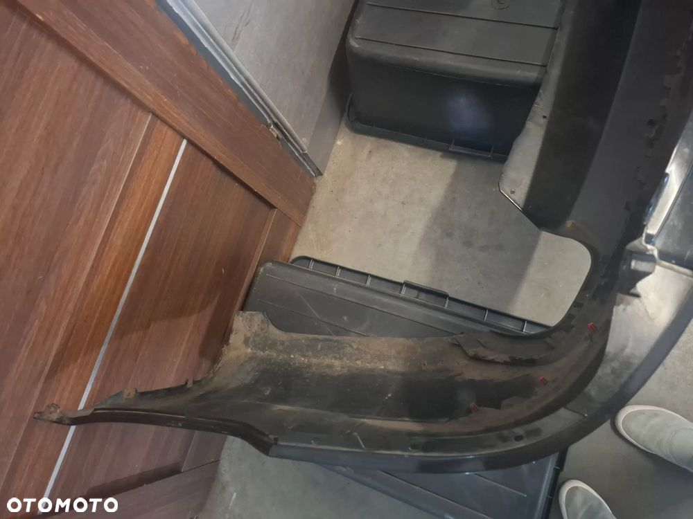 Zderzak tył Skoda Superb lift 2,0 TDI 2014 rok kolor LF9R sedan - 7