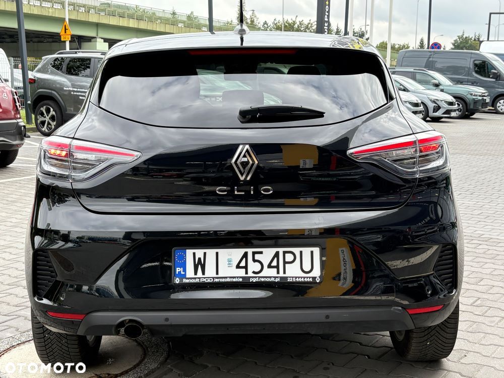 Renault Clio - 6