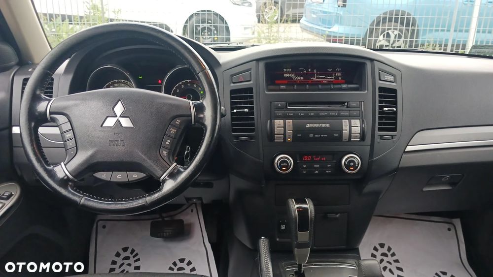 Mitsubishi Pajero 3.2 DID Intense - 22