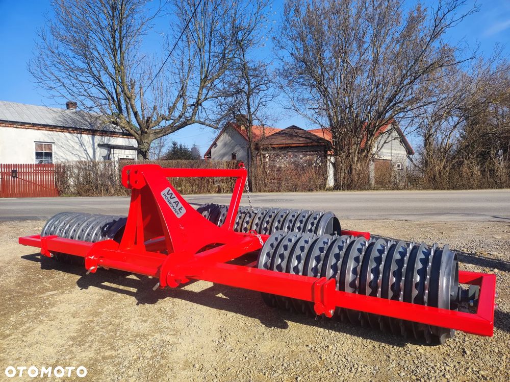Wał posiewny ZAWIESZANY 3/3,4m EURO-MASZ 450/500/530 - 1