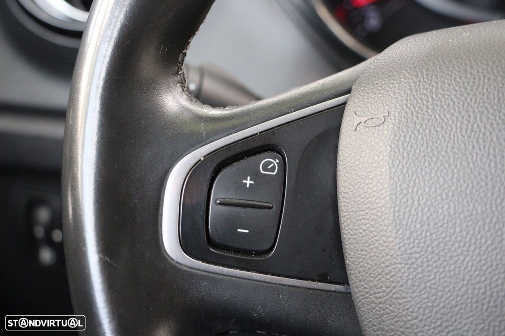 Renault Captur 0.9 TCE Exclusive - 17