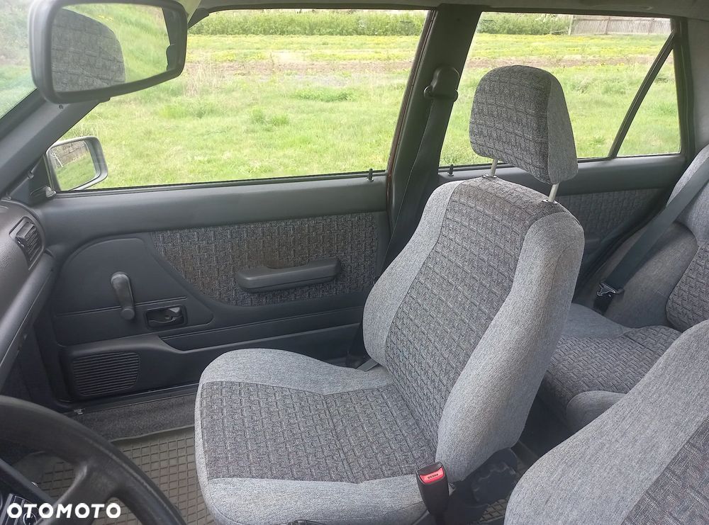 Polonez Caro - 22