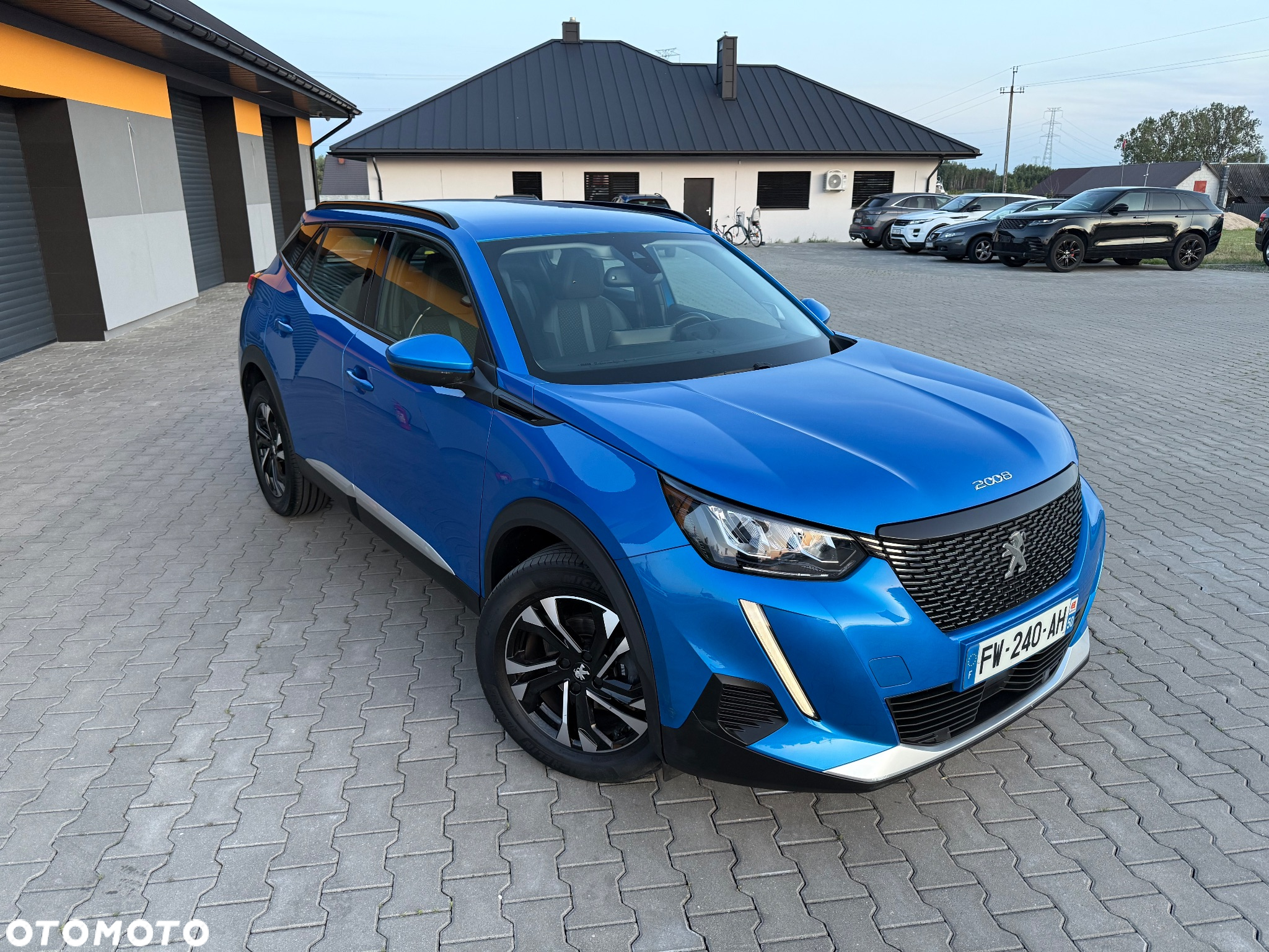 Peugeot 2008 1.2 PureTech Allure S&S - 2