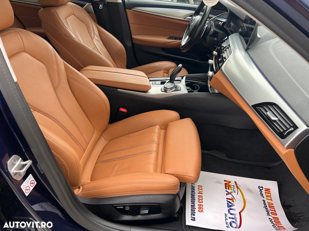 BMW Seria 5 520d xDrive AT - 12