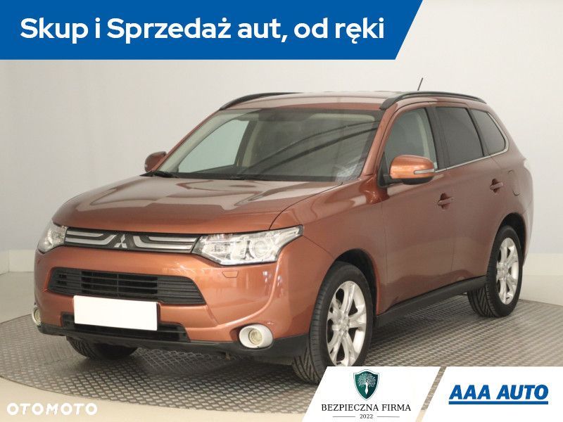 Mitsubishi Outlander - 3
