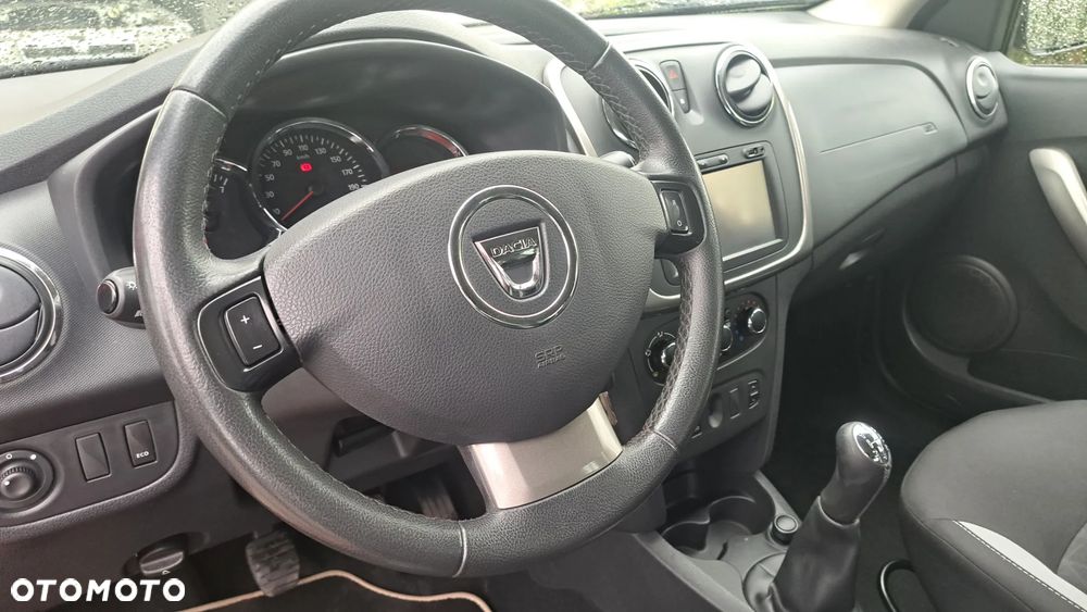 Dacia Sandero TCe 90 S&S Laureate - 8