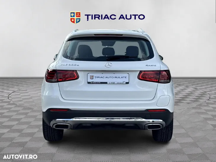 Mercedes-Benz GLC 300 e 4MATIC - 5
