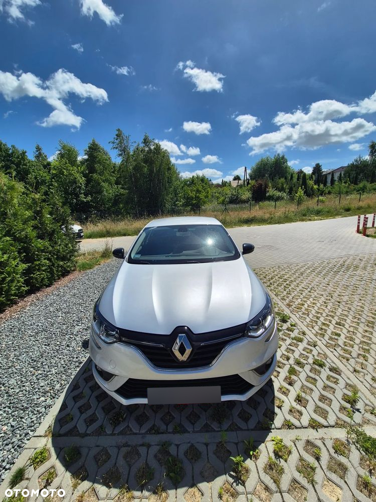 Renault Megane 1.5 Blue dCi Limited - 10