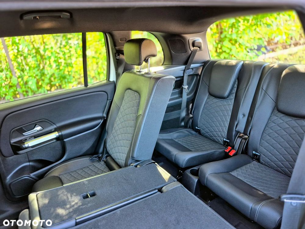 Mercedes-Benz GLB 200 7G-DCT - 12