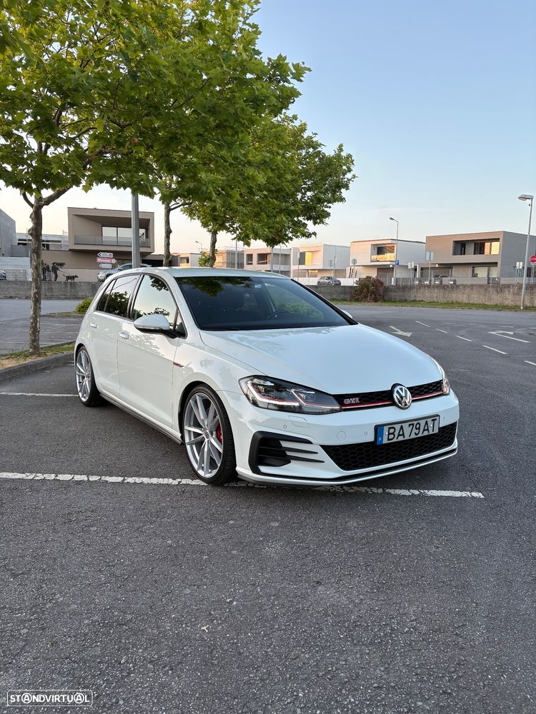 VW Golf GTI 2.0 TSI OPF DSG Performance - 3