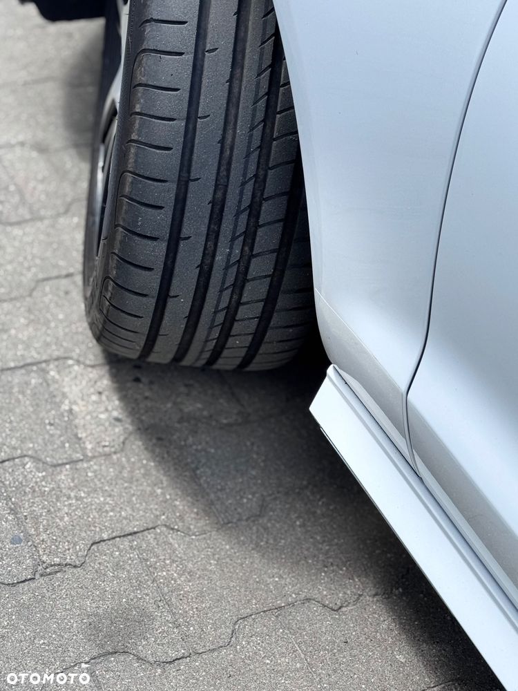 Audi A6 Avant 2.0 TDI Ultra S tronic - 4
