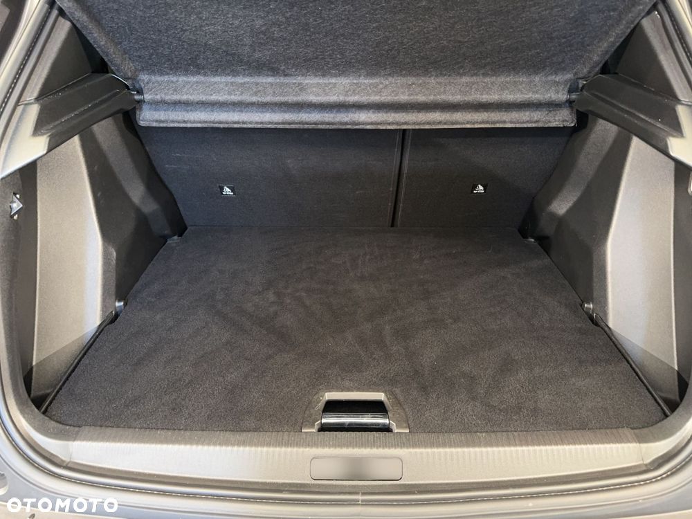 Peugeot 2008 - 13