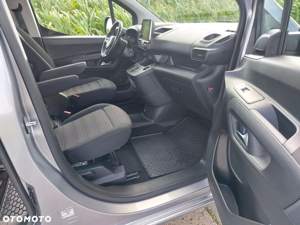 Opel Combo 50kWh Edition Plus - 27