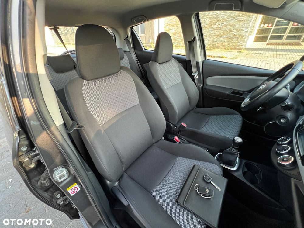 Toyota Yaris 1.33 Premium - 17
