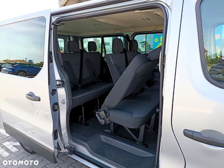 Renault Trafic Kombi 2.0 Blue dCi L2 Equilibre - 4