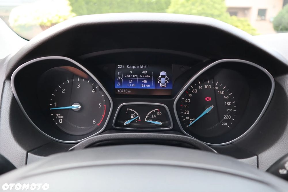 Ford Focus SW 1.5 EcoBlue S&S TITANIUM - 16