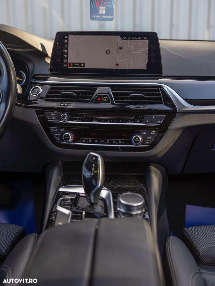 BMW Seria 5 520d xDrive Aut. Sport Line - 37